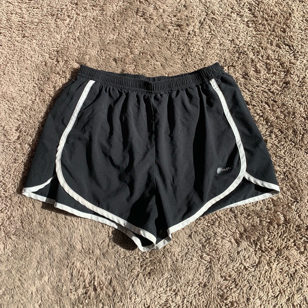 black athleta shorts
